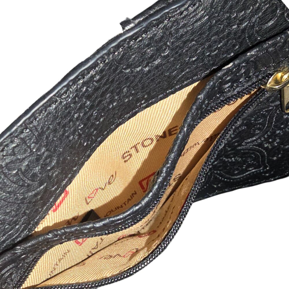 Black Stone Mountain Leather Wallet Card ID Holder Paisley Embossed - Picture 3 of 5